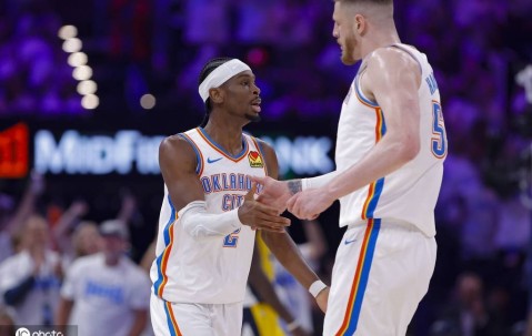 G5半场:雷霆双塔奇效三分如雨 哈里伯顿半场0分