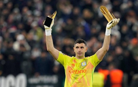 曼联与维拉接近达成大马丁与桑乔的交易协议，关窗前有望完成！