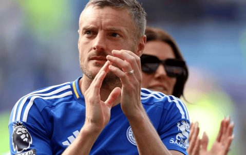 蓝狐传奇空降莱戈纳米：瓦尔迪加盟升班马克雷莫纳，誓写意甲不老神话