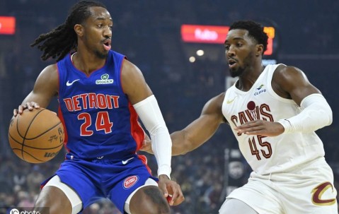 季前赛-米切尔17分哈里斯19+5 骑士胜活塞