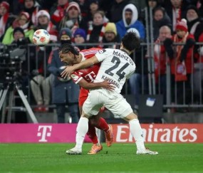 欧冠6冠王惊险保分，拜仁85%控球狂轰24脚，创造52年德甲神迹