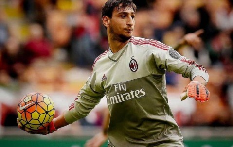 钱多多赞助100万！米兰夏窗收入支出均列意甲首位，净投入400万欧