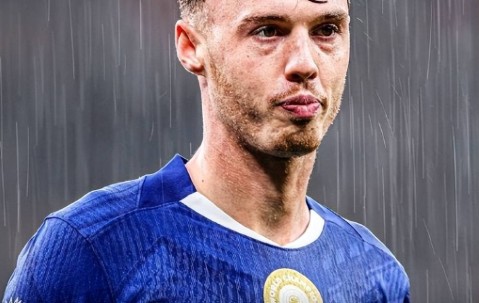 切尔西2球领先被利兹联逼平，主帅换人失水准，裁判判罚左右赛果