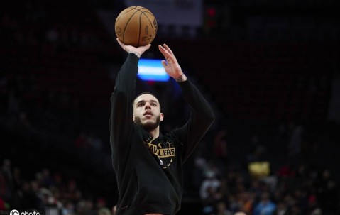 勇士和掘金均在关注鲍尔 正在审查他的具体情况