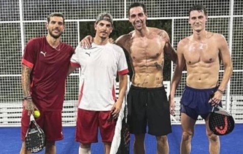 帕瓦尔因伤不踢世俱杯却跟特奥打球，国米球迷怒斥：打球就不疼？