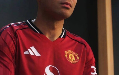 卡塞米罗留守曼联，拒绝沙特高薪诱惑