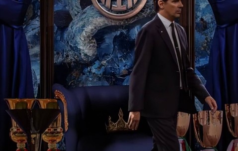 一边出离愤怒一边感激涕零：欧冠迷案告破，小因叛逃国米