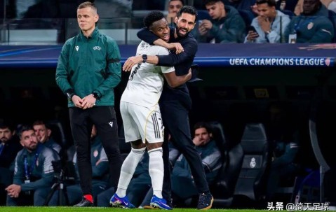 现在的皇马堪称世界上最矛盾的球队这究竟是为什么？又为何如此？