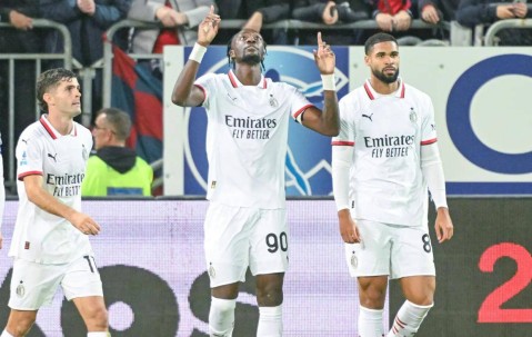 足坛悲喜一夜！阿森纳4-2双杀切尔西进决赛，巴萨2-1晋级，AC米兰3-0连续22轮不败