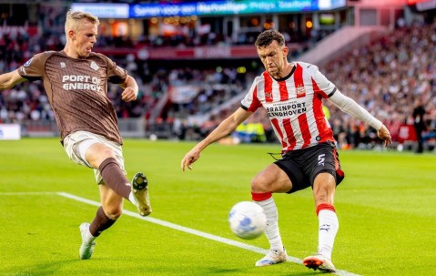 2-0大冷门，荷甲第16完胜荷甲第2，欧冠前冠军3连胜遭终结