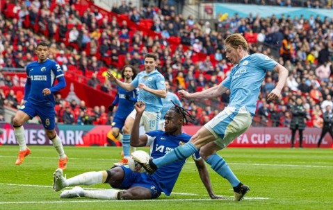 回顾：感谢抽象的雅克松！足总杯疲惫曼城艰难淘汰蓝军，瓜帅目标双冠王