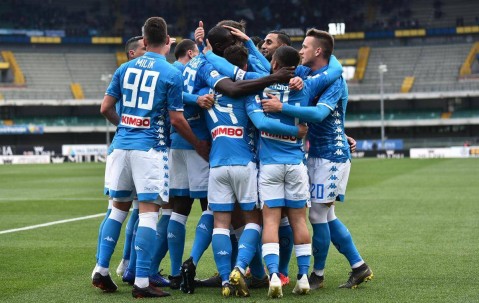 意甲：那不勒斯VS国际米兰，两队阵容深度剖析比分推荐