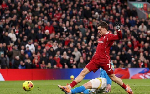 埃基蒂克4战狂造6球，亿元先生处子球，利物浦2-1狼队升英超第四