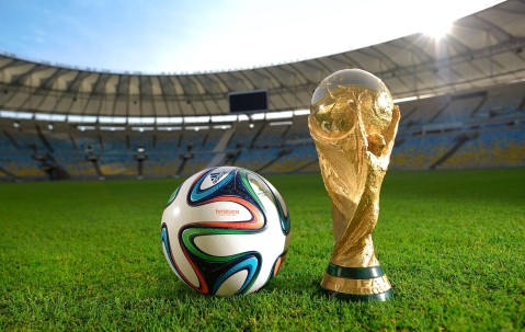 西甲战报：皇马客场2-0完胜马竞，贝林厄姆破门建功展现巨星潜质