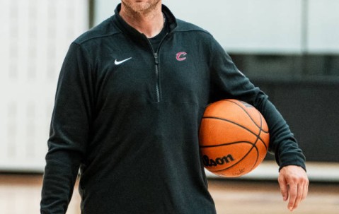 骑士助教奥特出任太阳主帅 双方签下四年合同