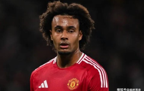 4000万身价沦为鸡肋？尤文罗马疯抢曼联“废柴”，齐尔克泽香在哪儿