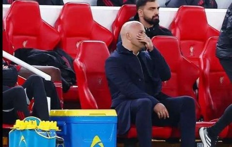 1亿豪赌争四！萨拉赫惨遭弃用？利物浦冬窗大换血能救局吗？