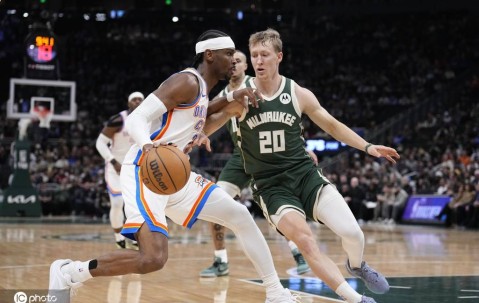 亚历山大40+7+11字母19+14+7 雷霆轻取雄鹿