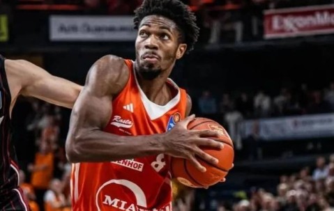 先下手为强！浙江男篮官宣签约德甲得分王兰道夫