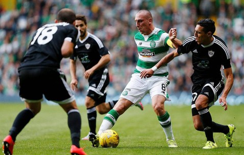 中国女足迎战韩国女足，谢尔本复苏，林菲尔德久疏战阵