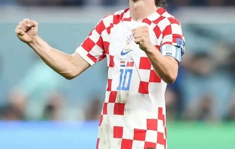 不出成绩出巨星！热刺历史五大球星排名，孙兴慜仅排第5