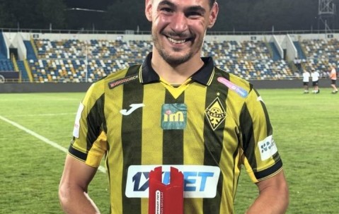 如今踢欧冠！凯拉特前锋：2年前从葡乙降级，薪水太低得再找工作