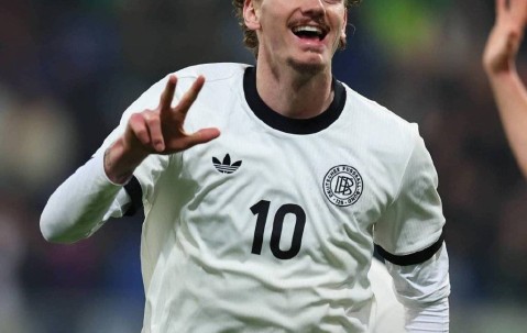 克罗斯点赞德国天才：不去拜仁是明智选择，喜鹊踢欧冠更值得期待！