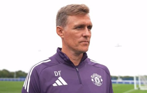 曼联临时执教新人选曝光！拉爵对阿莫林情绪已变，球员不信其能力