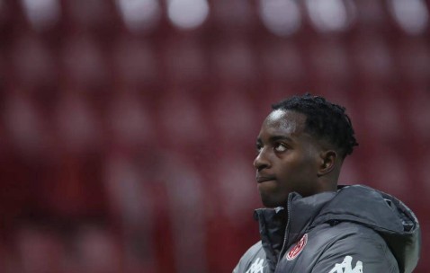 德甲揭幕战：美因茨与科隆的巅峰碰撞