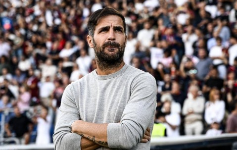 1-0，意甲第16掀翻意甲第3，38岁法布雷加斯率队不敌意甲7冠王