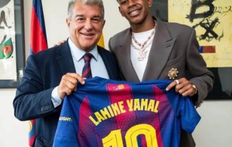 诺坎普新王登基！18岁亚马尔2亿天价续约接班梅西，生日派对争议惊动西甲高层！