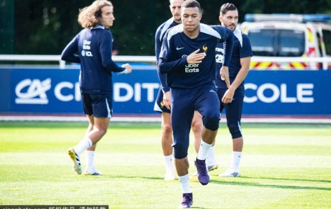 法甲震撼变革！LFP自建频道月费14.99欧元，足球转播格局大洗牌