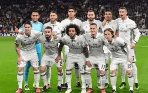 欧冠淘汰赛中，开云阵型保持比压迫强度更重要