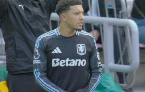 曼联放弃续约桑乔，拉爵让其免费走人！拉什福德爆发巴萨却要压价