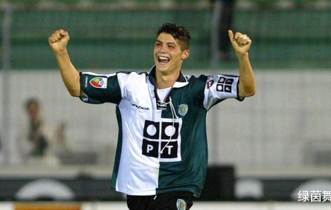 18岁“巨星”，刷新足坛10项纪录，身价世界第1，完爆同期梅西、C罗