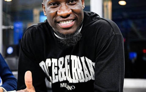 国米有意回签奥纳纳，或与曼联争比利时新星！唐纳鲁马惊人工资曝光