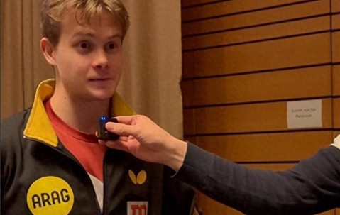 解气！德甲名将豪格0-3脆败樊振东，赛后甩锅称大意丢局点，回看录像才知全程被小胖战术压制？