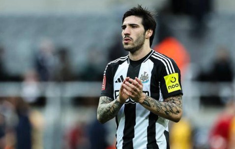 爆炸性转会消息！阿森纳瞄准英超顶级中场，若成功将打造无敌战队