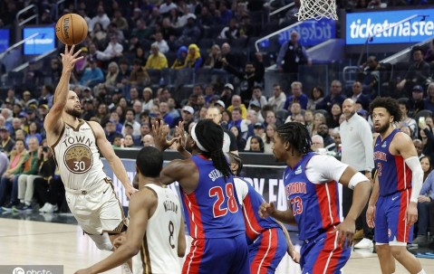 库里23分&伤退坎宁安29+11 勇士不敌活塞