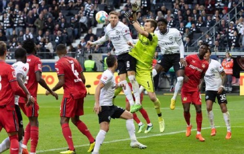 德甲焦点战前瞻：勒沃库森 VS 法兰克福，鹿死谁手？