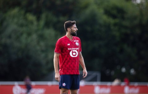 吉鲁谈拒科斯切尔尼：你们是升班马要保级，里尔有欧战在法甲前列