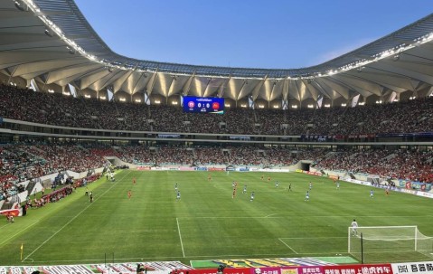 观赛人数首破4万追赶英超，“苏超”苏州主场是怎么做到的？