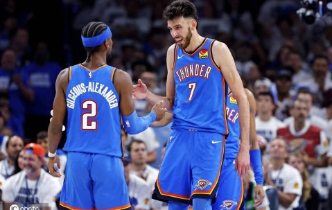 总决赛G1先发：步行者不变 雷霆拿下哈腾改打小阵容