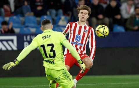 马竞爆冷丢分，1亿巨星急速陨落：11场0进球，欧洲生涯最长的进球荒