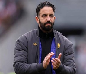 连续九次遭遇苦主挑战,曼联两次主场0-3告负,阿莫林的保密工作堪称典范