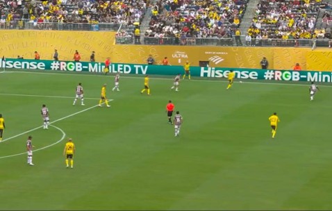 德甲豪门耻辱一战，多特蒙德狼狈战平，射门7-14仅3射正