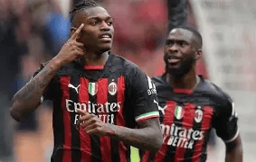 周四004意甲：科莫主场保级殊死拼 米兰客场争冠抢关键分