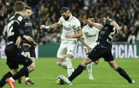 西甲焦点战：莱万特VS马竞——保级弱旅能否撼动争冠劲旅？