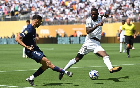 0：4脆败！姆巴佩郁闷到爆刚来皇马一年老东家眼瞅就要夺6冠王