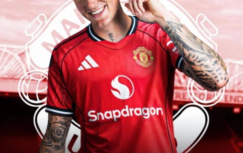 曼联砸22亿组新三叉戟！第3次截胡纽卡签下德甲中锋